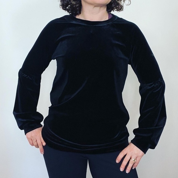 BCBGeneration Black Velvet Top - Picture 1 of 8